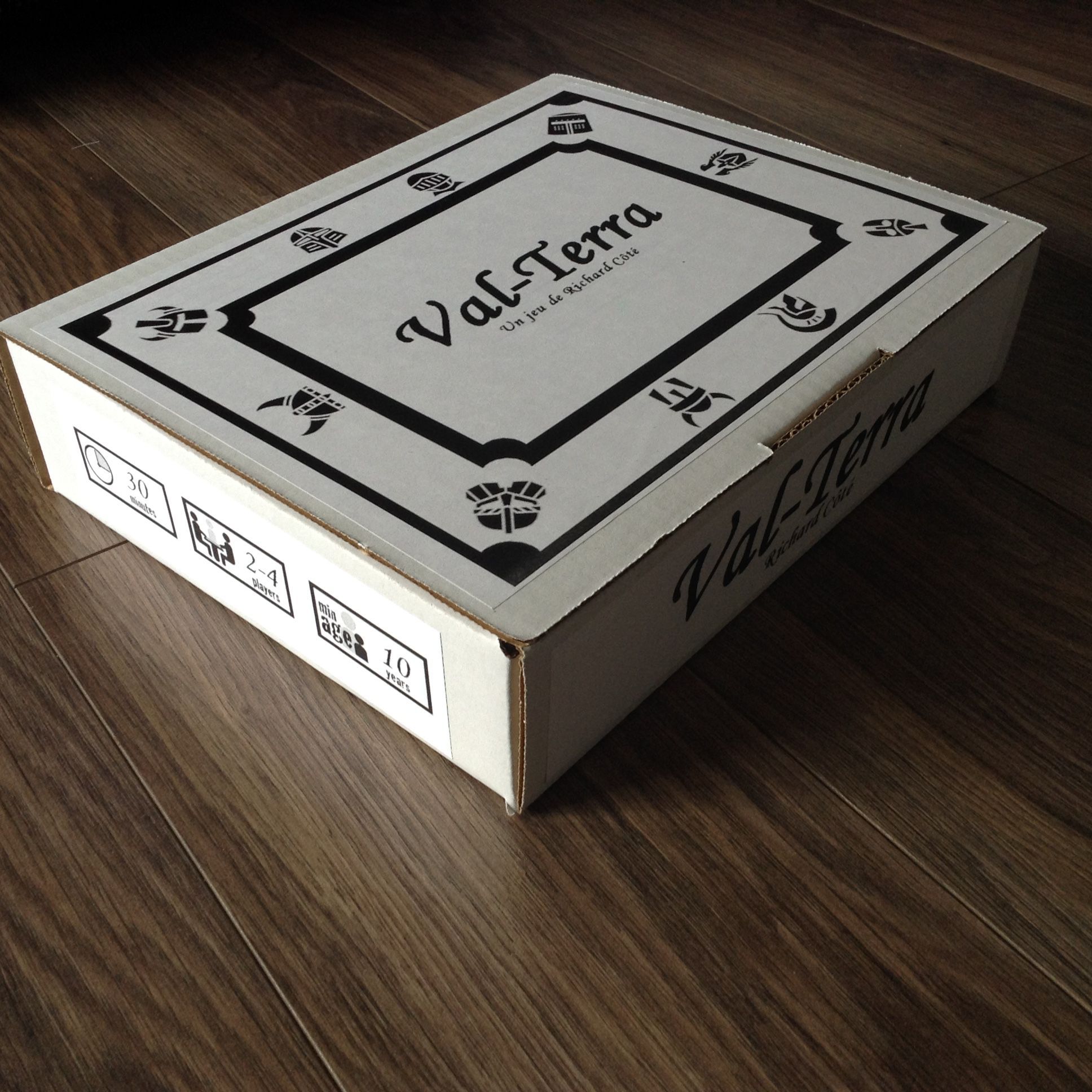 Val-Terra box art