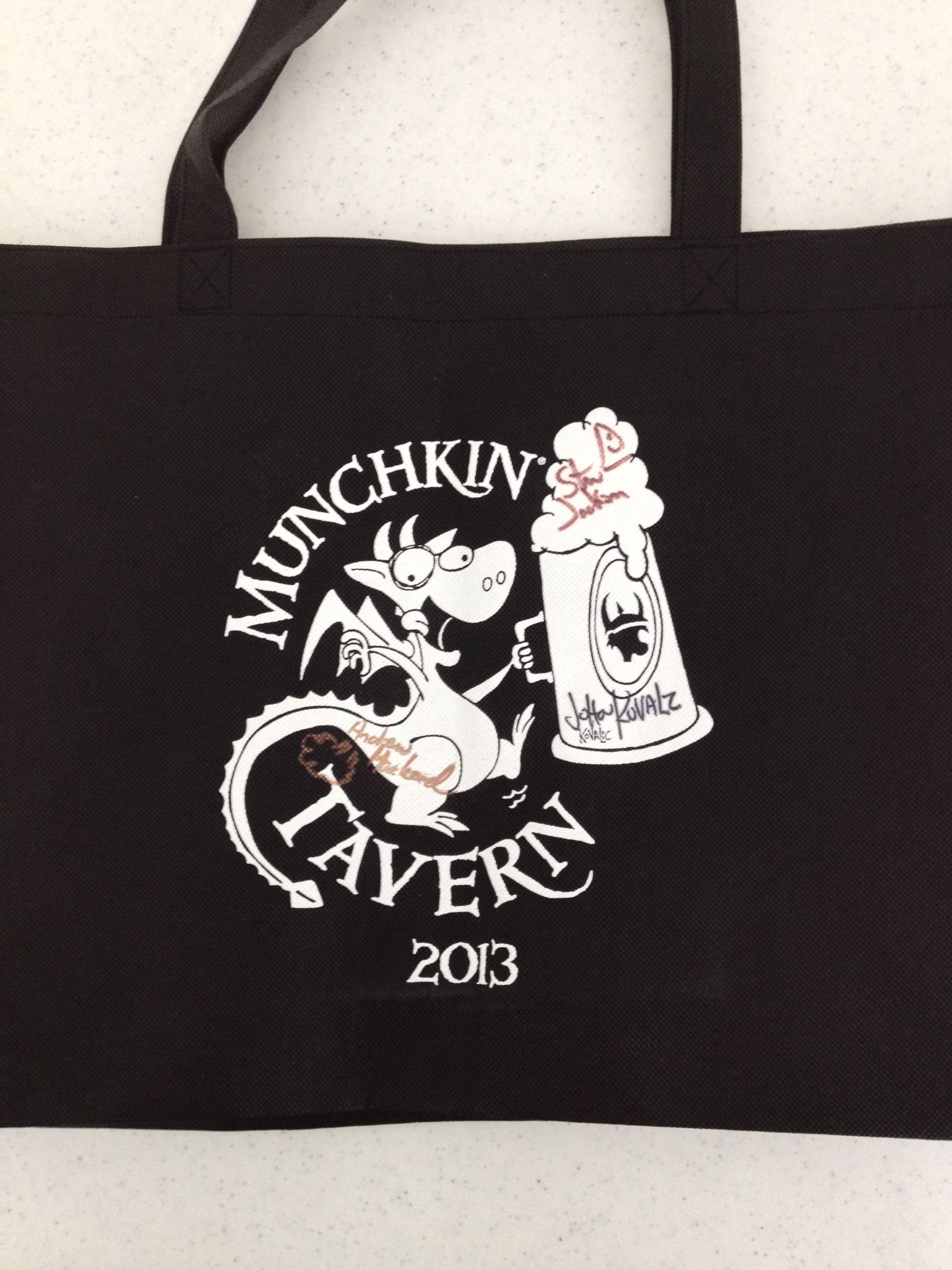 Munchkin Tavern Reusable Tote box art