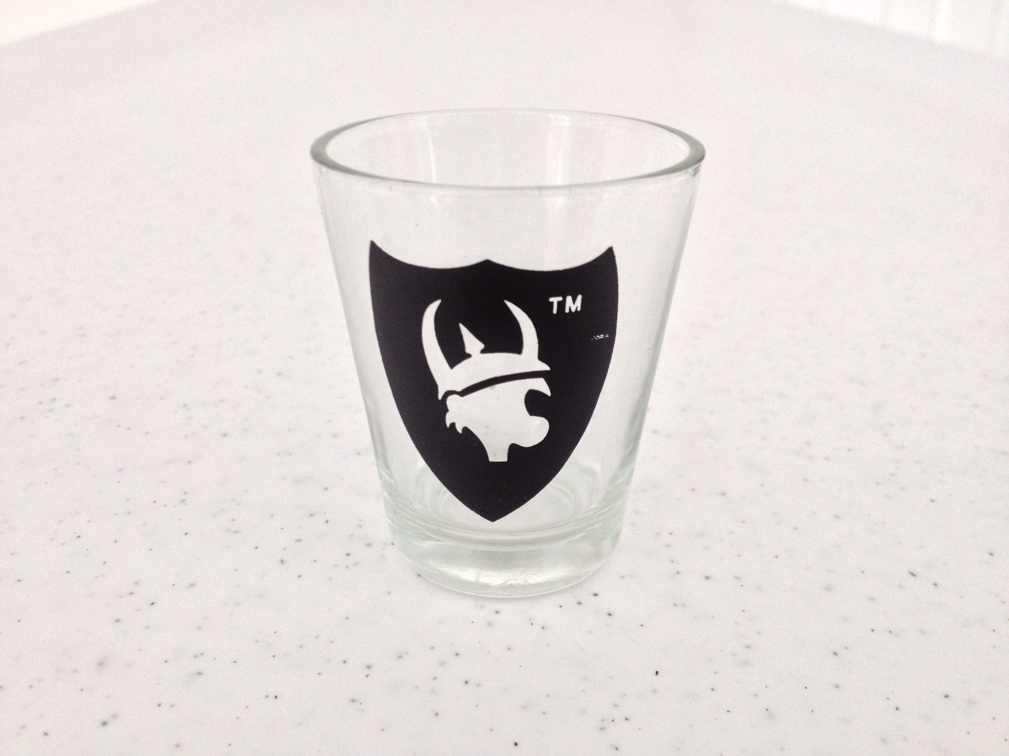 Munchkin Tavern Shot Glass box art