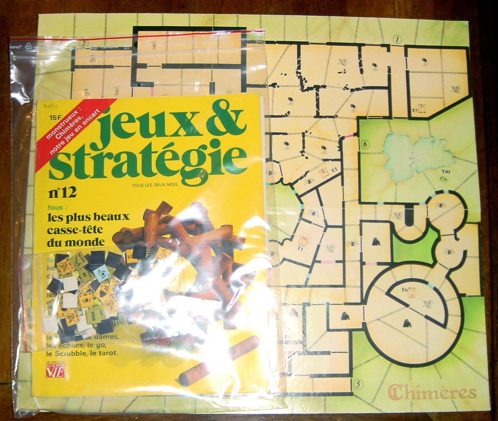 Chimères box art