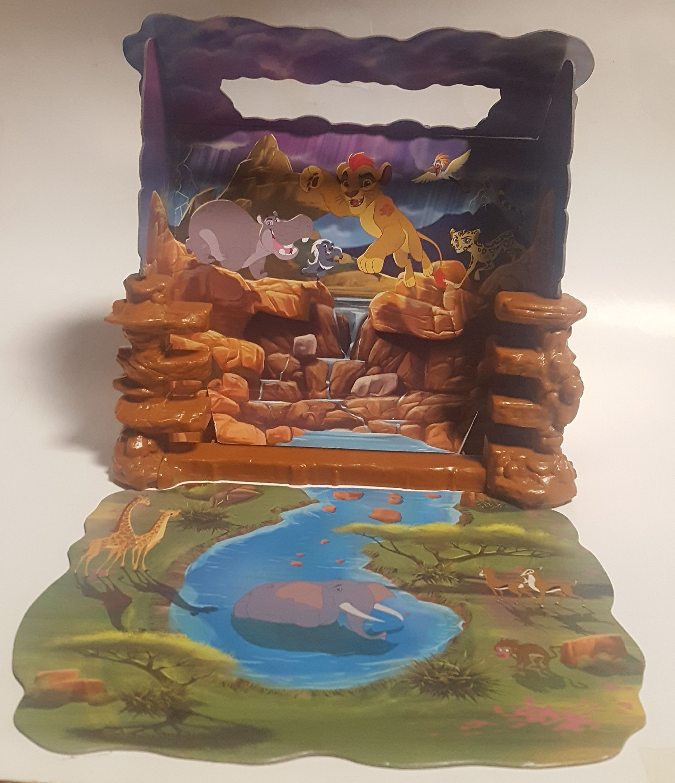Coperta The Lion Guard Boulder Burst Game