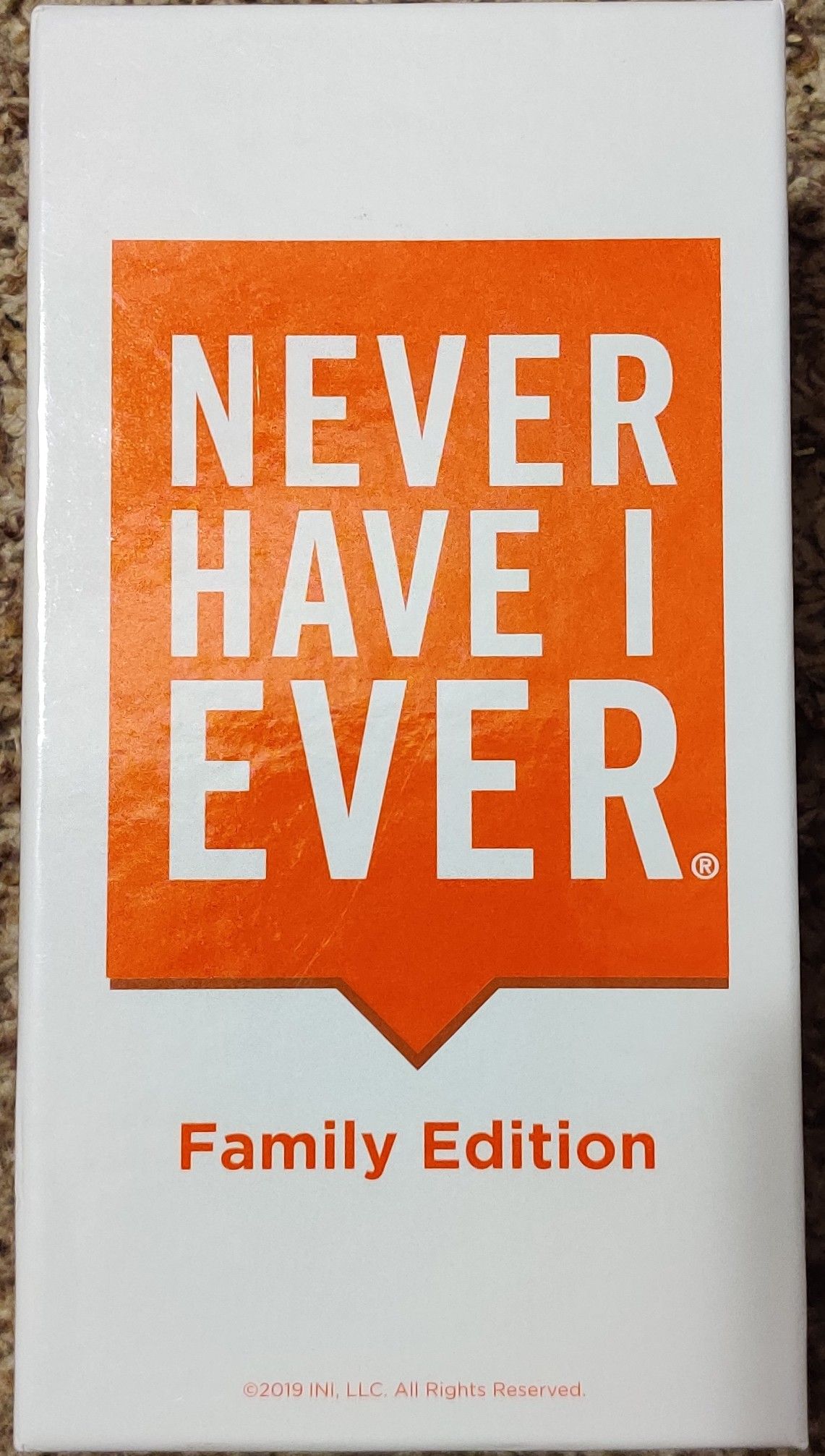 Coperta Never Have I Ever: Family Edition