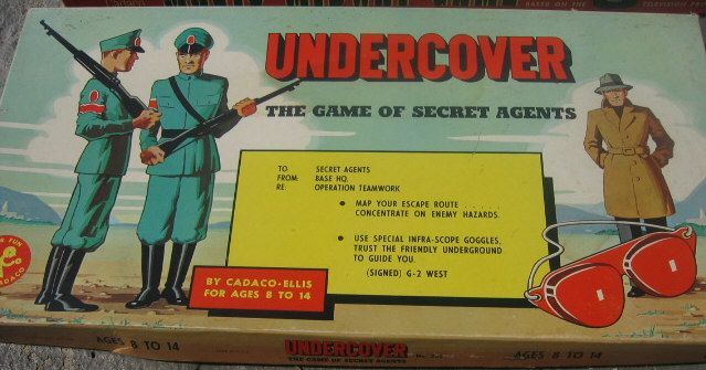 Undercover: The Game of Secret Agents box art