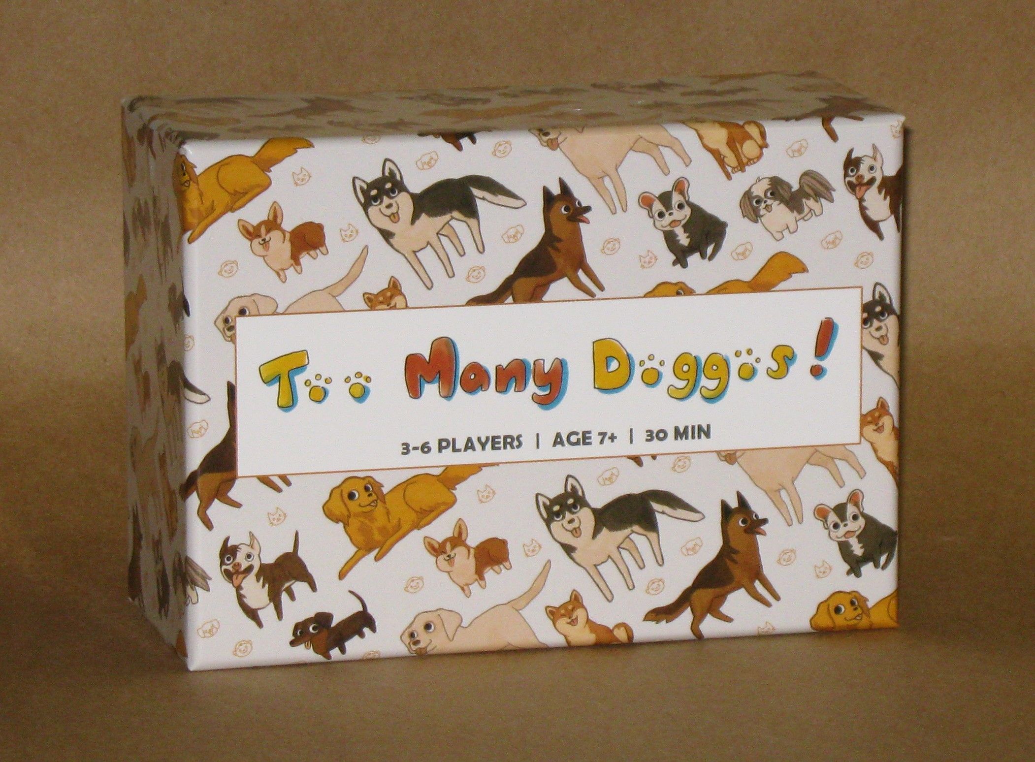 Too Many Doggos doboz