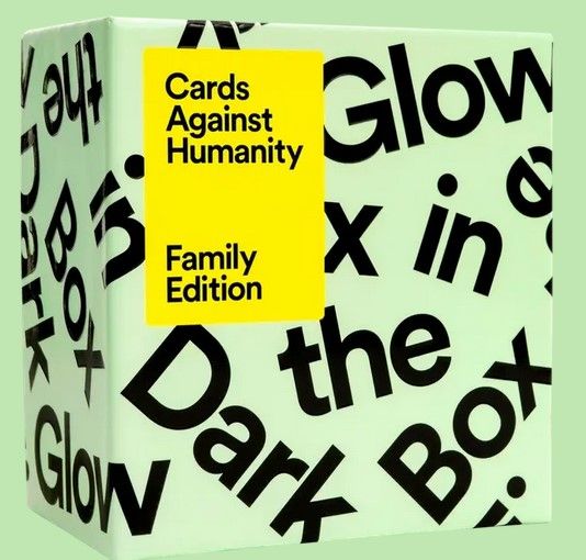 Coperta Cards Against Humanity: Family Edition – Glow in the Dark Box