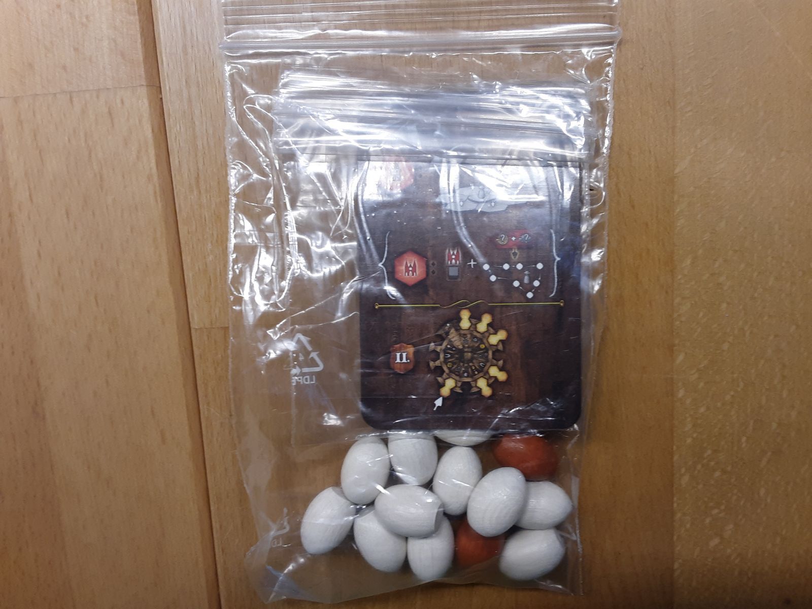 Praga Caput Regni: Wooden Eggs & Promo Cards doboz