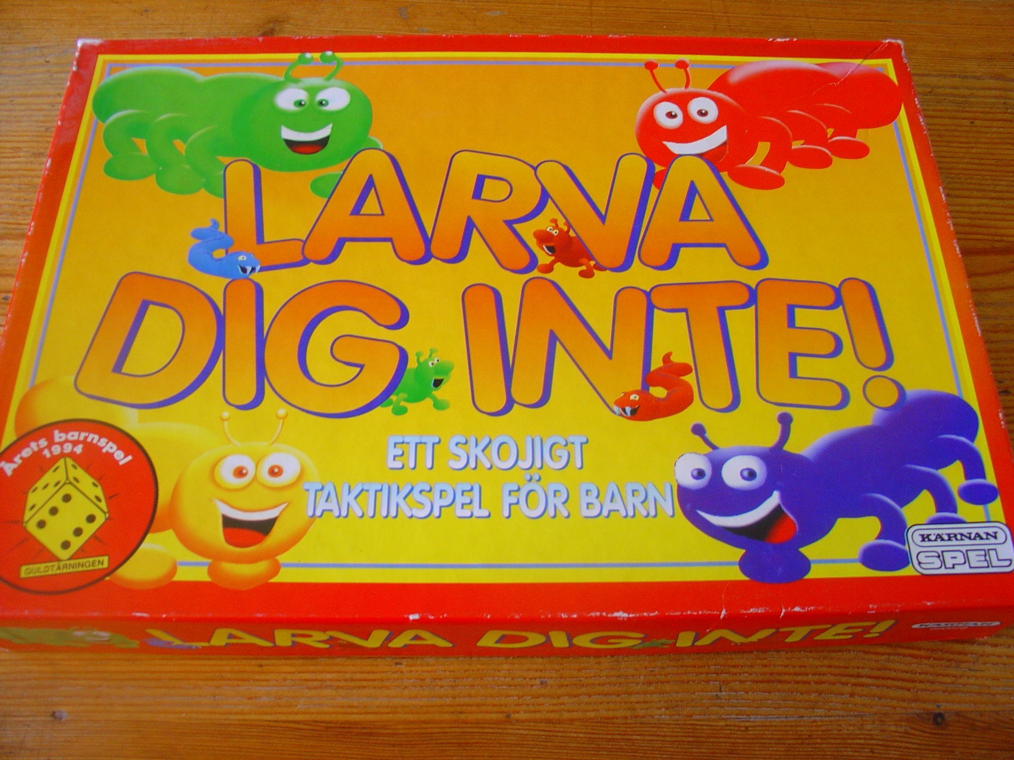 Larva dig inte! box art