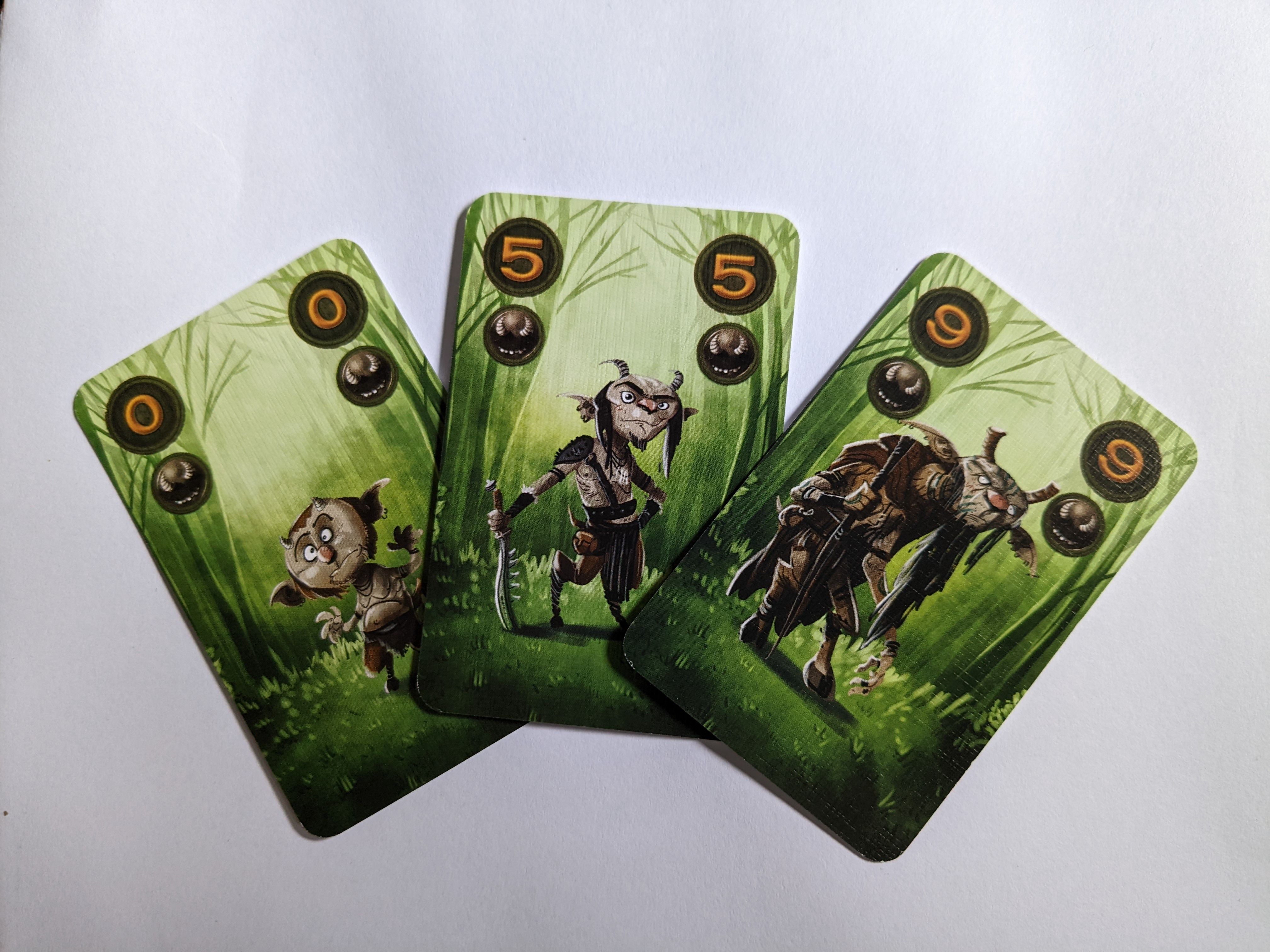 Claim: Satyrs doboz