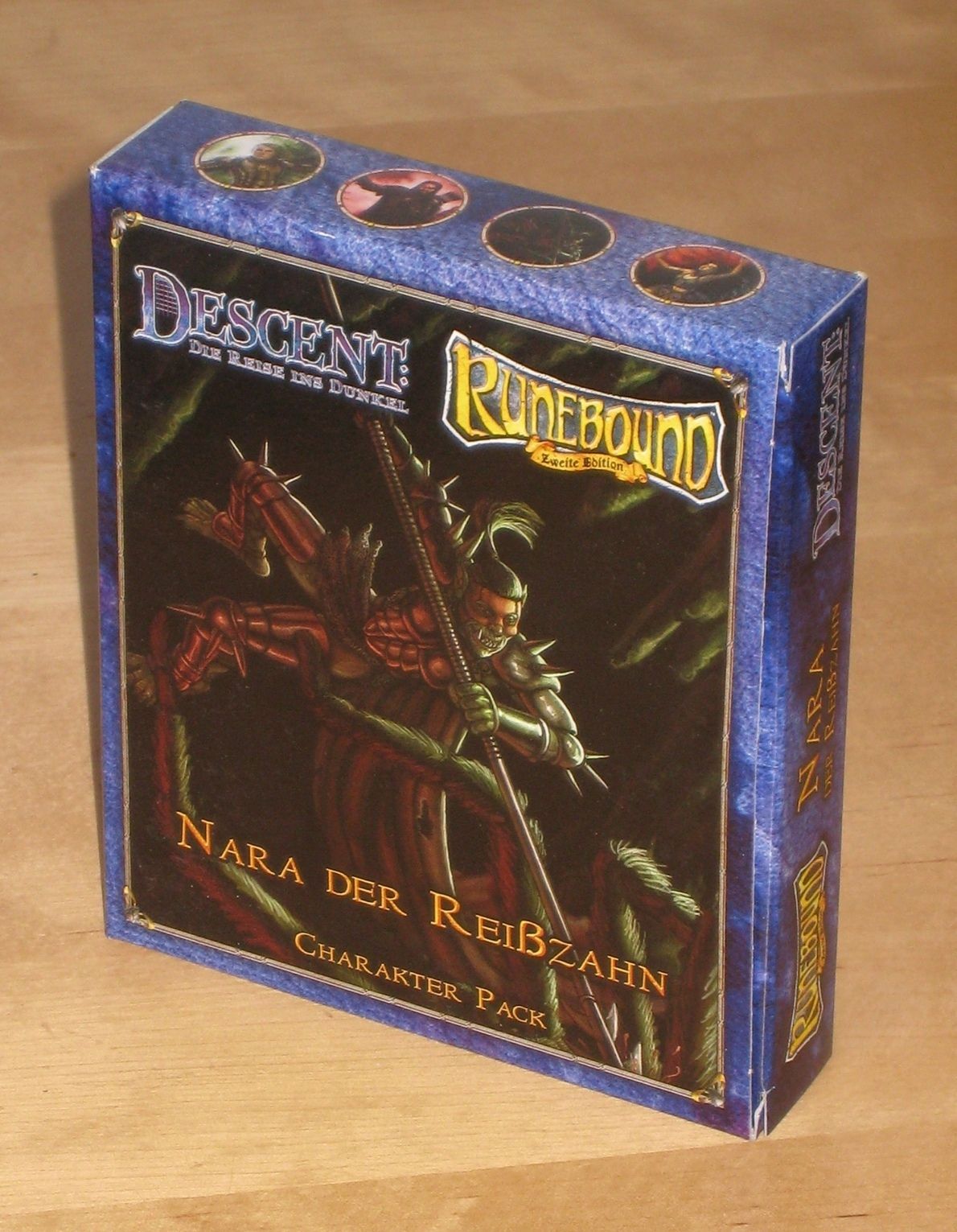 Descent / Runebound / Runewars Figure: Nara The Fang doboz