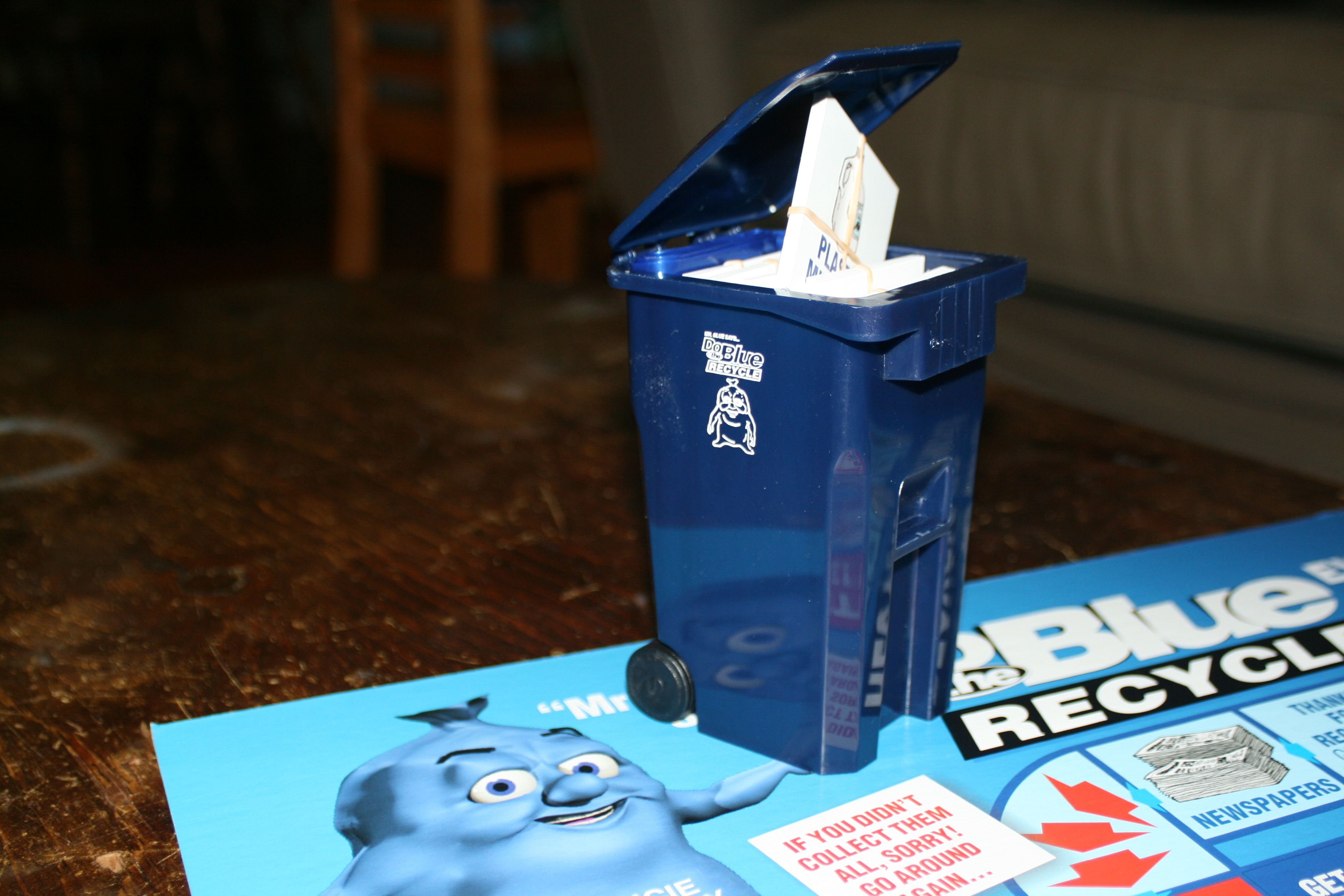 Coperta Do the Blue Recycling Game